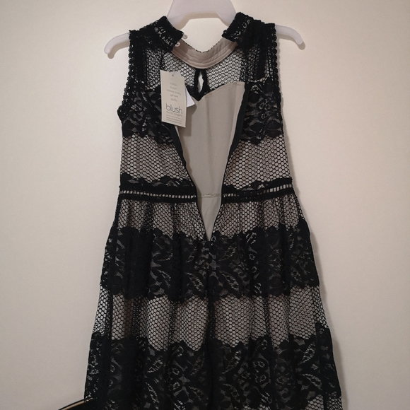 Black Lace Baby doll Dress - Picture 2 of 3